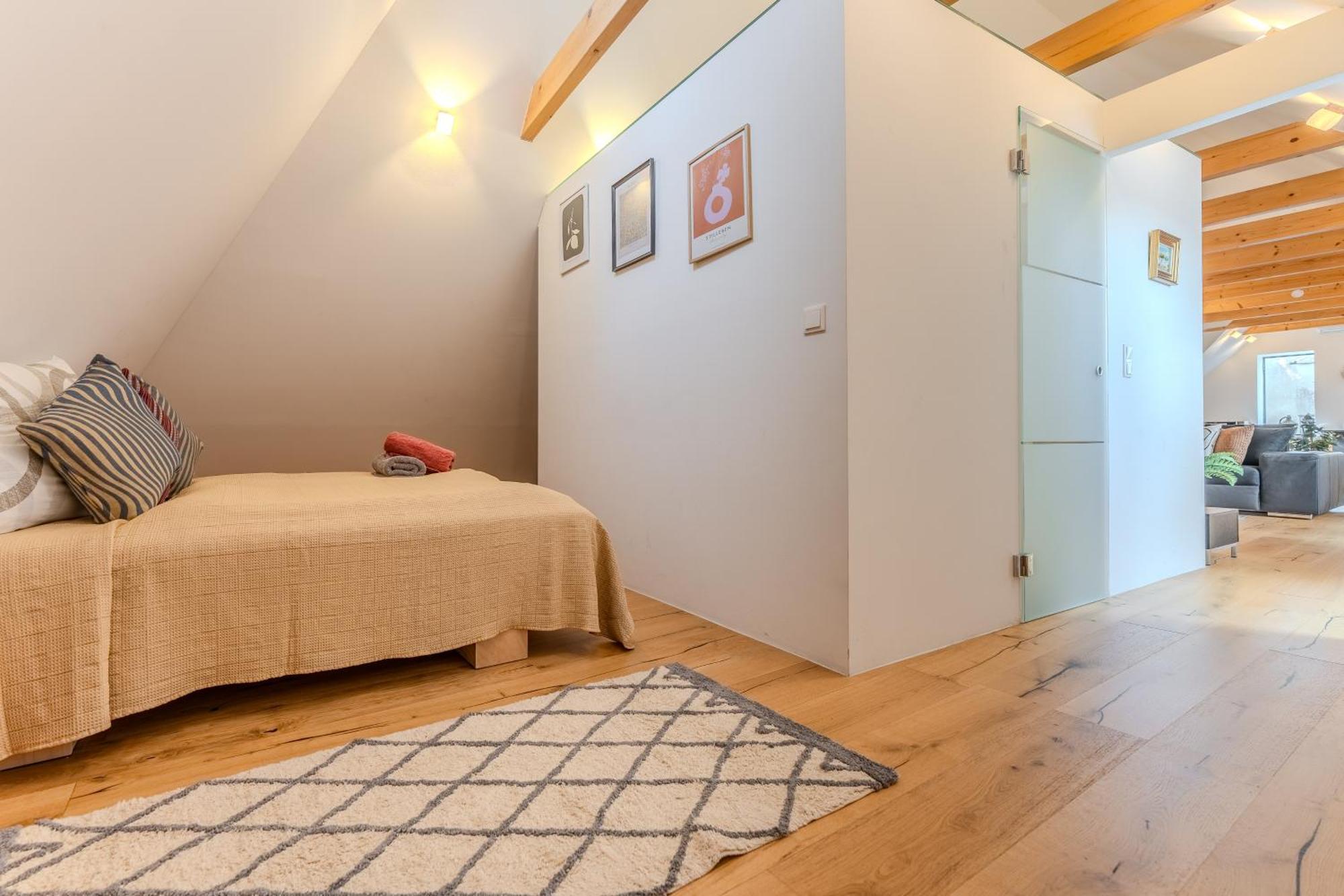 Loft Dachsberg Apartment Krems an der Donau Exterior photo